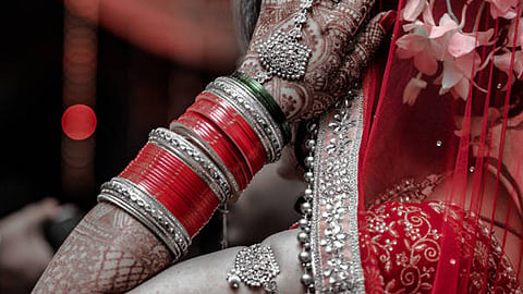 Indians are searching for girlfriends and brides on food delivery apps