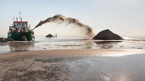 Kerala Assembly passes resolution for end to sea mining