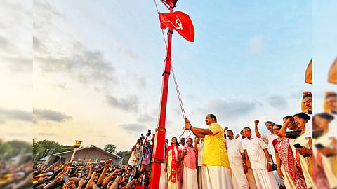 CPM state conference flag hoisted in Kollam