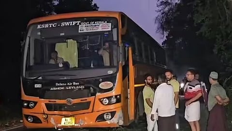 three injured in bus accident