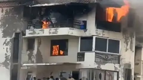 massive fire breaks out at delhi apartment
