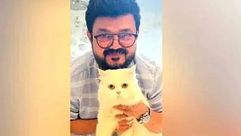 Postmortem report says Nadirshah's pet cat died of heart attack