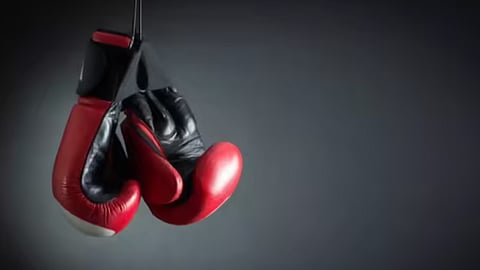 Teenage female boxer alleges harassment by coach