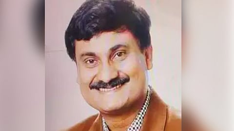 chief manager bank of baroda suicide pune