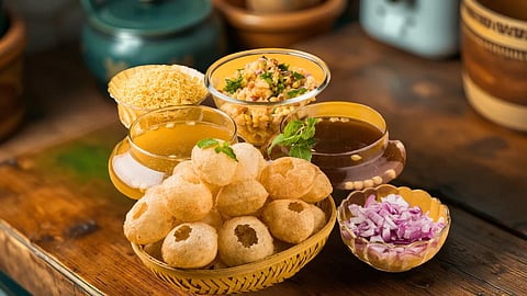 നാവിൽ കൊതിയൂറും പാനി പൂരി | Home made pani puri recipe