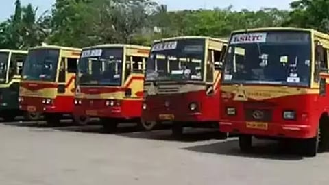case-against-ksrtc-conductor-for-abusing-chief-minister-home-minister-on-whatsapp