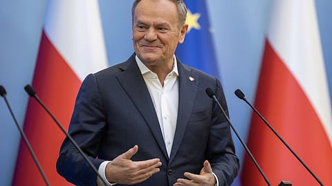 Polish Prime Minister Donald Tusk tells Polish citizens in Iran to leave the country