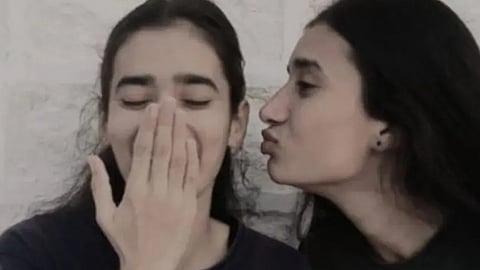 Sisters suicide before wedding day, reason and explanation