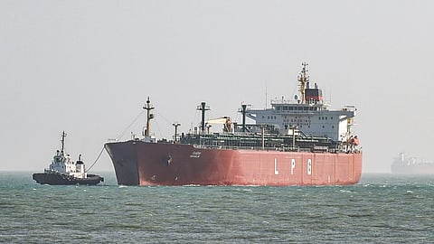 iranian lpg cargo ship reaches to indian after 7 years