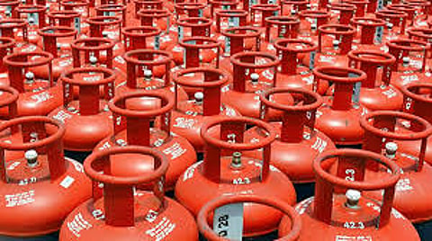 Gas cylinder stolen in Mumbai