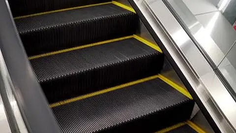 Escalator moves backwards; two injured at Thampanoor railway station