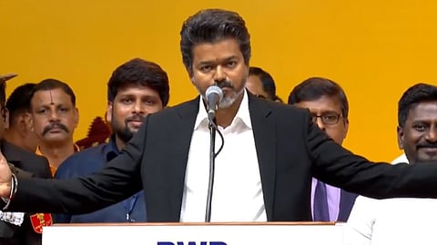 vijay cinema style oath taking