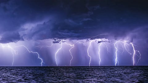 death due to lightning in malappuram many injured