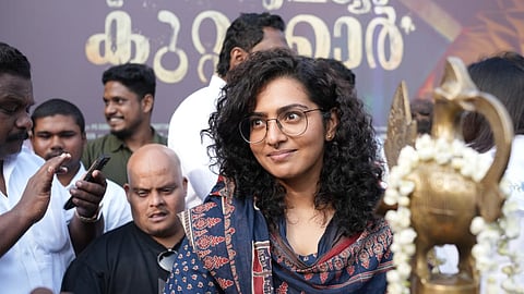parvathy thiruvothu movie pradhama drishtya kuttakkar packup