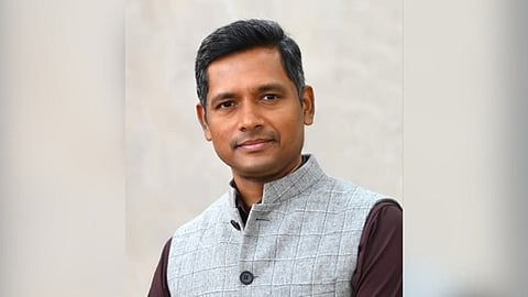 rathan kelkar appointed as kerala cm vd satheesan secretary