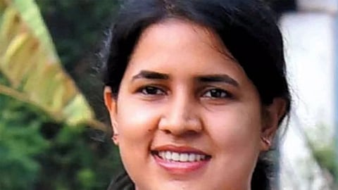 ed summons to veena vijayan in cmrl exalogic case