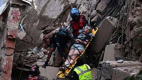 Double earthquakes in Venezuela; Hundreds trapped
