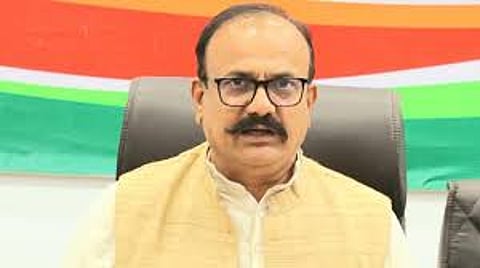 This is a 'paper leak' government; Opposition protests against the BJP.