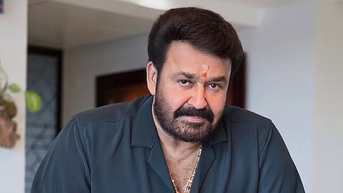 Mohanlal declares 10 elephant tusks, 13 ivory idols to Forest Department