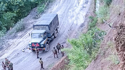 manipur-attack-on-assam-rifles-vehicle-two-personnel-killed