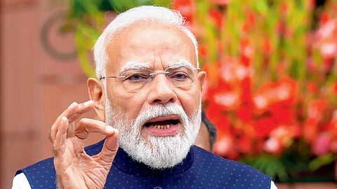pm narendra modi instructs ministers active instagram social media