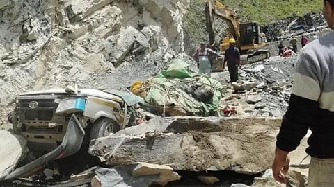 himachal pradesh lahaul spiti landslide tragedy 13 death