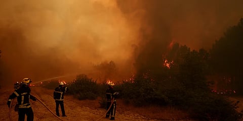 Massive wildfires in Spain and France