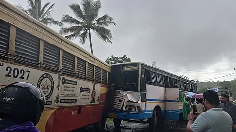 KSRTC buses collide; several injured.