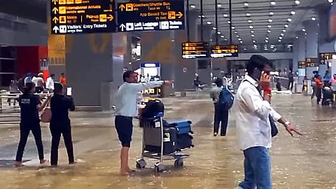 Heavy rain in Delhi; red alert issued; airport flooded