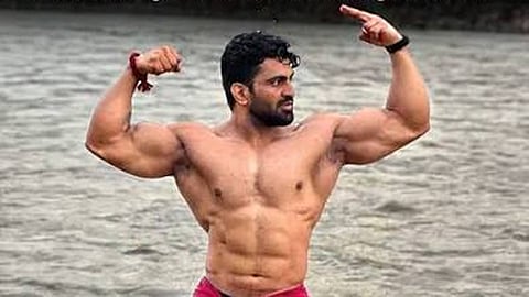 വനിതാ ബൈക്കറെ ഇടിച്ചത് അറിയാതെയെന്ന് പ്രതി; യുവതി ലൈക്ക് കിട്ടാൻ അമിത വേഗത്തിലായിരുന്നു എന്ന് അഭിഭാഷകൻ