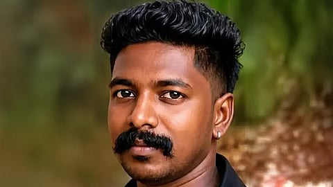 snake catcher died after snakebite