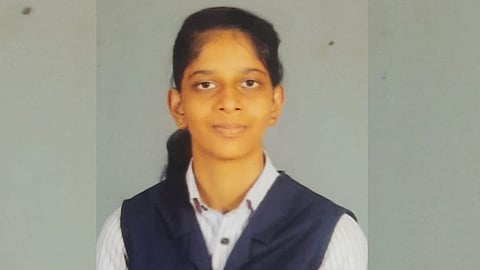 bus accident in kottayam young womans died