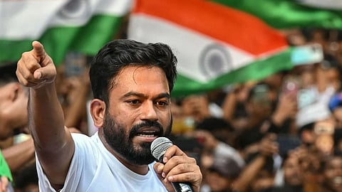 Gather at Central Park with the national flag on October 16; Dipke issues call