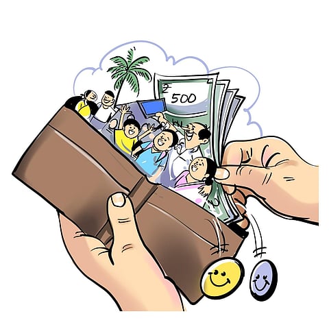 How much is in a Malayali's money purse?