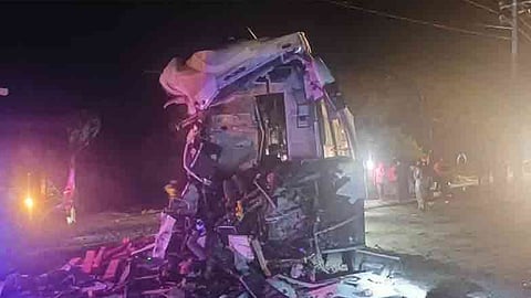 bus and lorry collide in mysuru four dead including three malayalis