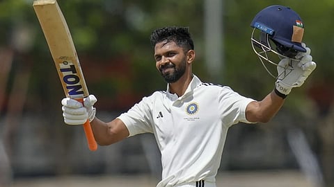 ruturaj gaikwad century in ranji trophy against jharkhand