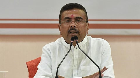 Kolkata Durga Puja tragedy: Chief Minister visits the families of the deceased and hands over financial aid of Rs 25 lakh