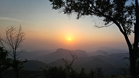 Dhupgarh Sunset Gond Myths Madhya Pradesh Travelogue