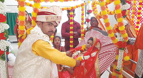 'Vivaah' recreated in hospital