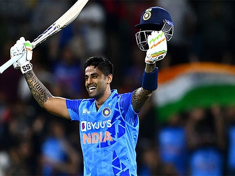 Focus on Surya as Indian top-order burn midnight oil to tackle 'Mitchell The Menace'