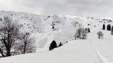 Six tourists dead, 11 injured as avalanche hits Sikkim's Nathu La