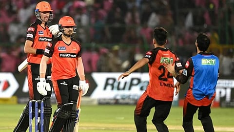 SRH stun RR by four wickets after dramatic last ball no-ball call