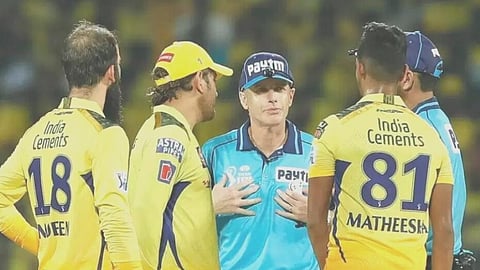 Dhoni chats with umpires, eats up enough minutes to allow Pathirana to bowl