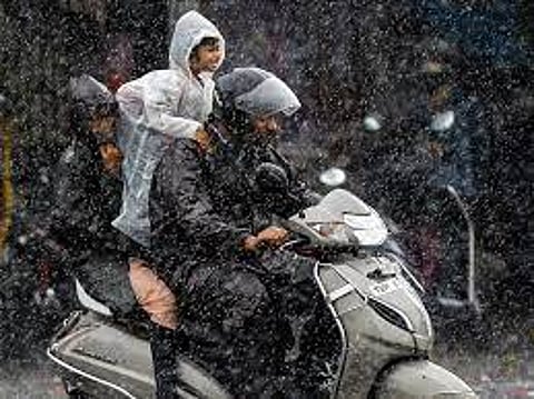 Mumbai schools and colleges closed, IMD declares 'orange' alert