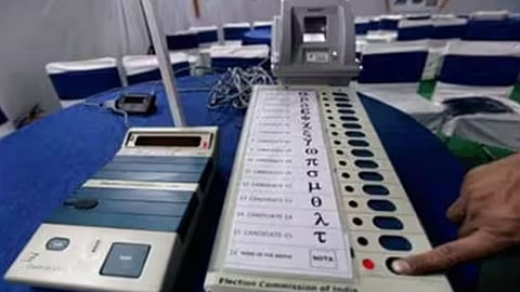 EC will require around 30 lakh EVMs, 1.5-year preparation time for simultaneous polls to LS, assemblies