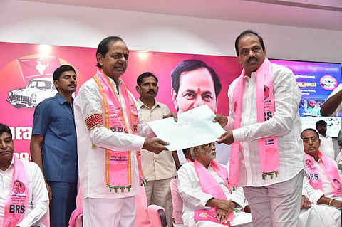 File: BRS issues 51 B forms to candidates for Telangana assembly polls, releases party manifesto