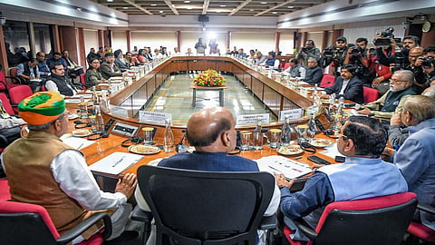All party meet before budget session