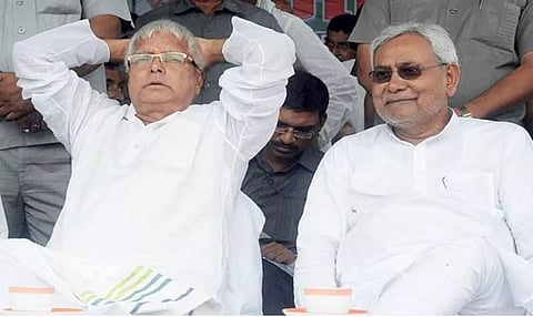 Lalu Prasad (L) and Nitish (R)