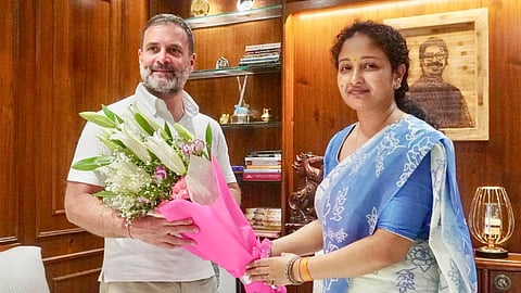 Rahul Gandhi with Kalpana Soren, wife of former Jharkhand CM and JMM leader Hemant Soren, during a meeting, in Jharkhand.