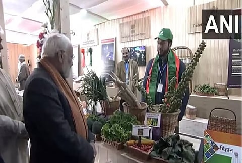 PM Modi arrives in Srinagar